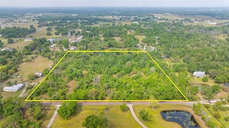 19084 Red Bird Ln, Lithia, FL 33547