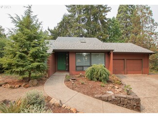 3426 Willamette St, Eugene, OR 97405