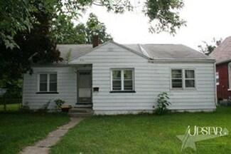 331 Nussbaum Ave, Fort Wayne, IN 46805