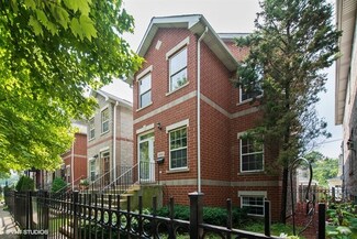 3632 S Prairie Ave, Chicago, IL 60653