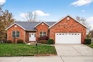 3203 Rand Ln, Belleville, IL 62226