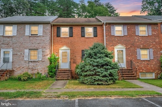 455 Ridgemore St, Fredericksburg, VA 22405