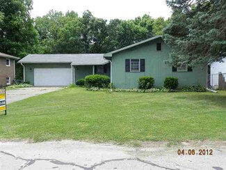 1215 8th Street Ct, Hampton, IL 61256