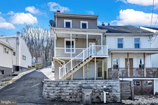 546 Dowdentown Rd, Pottsville, PA 17901