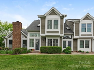 8251 Tradd Ct, Charlotte, NC 28210