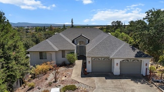 1355 Bambury Ct, Redding, CA 96001