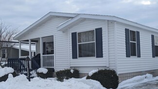 3350 Mariner's Ln Unit 20 and 52, Arcadia, MI 49613