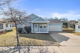1109 Phoenix Dr, Waukesha, WI 53186