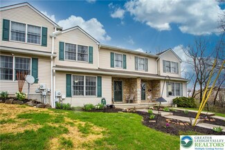 523 S New St, Nazareth, PA 18064