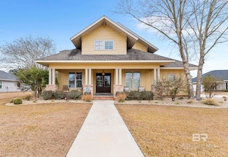 121 Saint Stephens Ct, Atmore, AL 36502