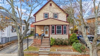 43 Milford St, New Bedford, MA 02745