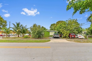 611 NW 179th St, Miami, FL 33169