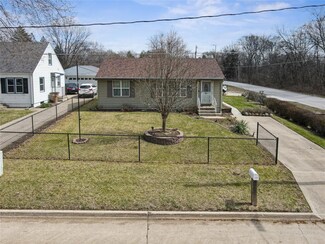 100 Center St, Norwalk, IA 50211
