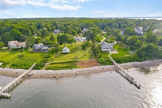 1058 E Shore Rd, Jamestown, RI 02835