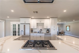 2237 Kings Lake Blvd, Naples, FL 34112