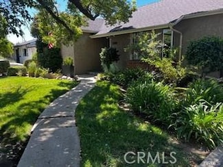 5749 Katherine Ave, Van Nuys, CA 91401