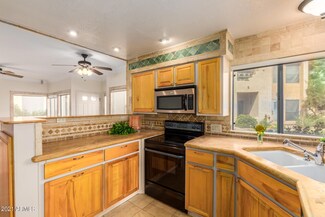 101 N 7th St Unit 121, Phoenix, AZ 85034