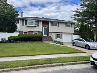 70 Pacific St, North Babylon, NY 11703