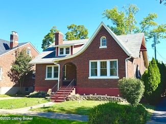 419 Fairlawn Rd, Louisville, KY 40207