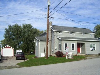 104 Fraser Ave, Mount Pleasant, PA 15666