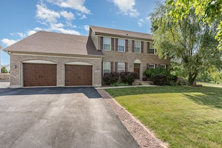 26345 W Silver Stream Dr, Channahon, IL 60410