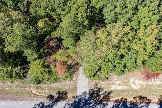 634 Cumberland Cove Rd, Monterey, TN 38574