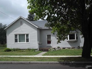414 W Whitley St, Churubusco, IN 46723