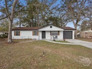 203 Holiday Cir, Savannah, GA 31419