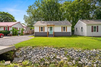2382 Pennsylvania Ave, Maryville, TN 37804