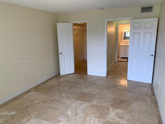505 NW 177th St Unit 211, Miami, FL 33169