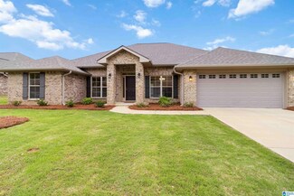 211 Dawsons Cove Dr, Alabaster, AL 35007
