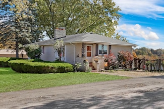 22345 W North Ave, Antioch, IL 60002