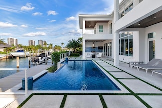 1180 Bimini Ln, Riviera Beach, FL 33404