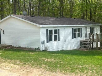 4280 E Old State Rd, East Jordan, MI 49727