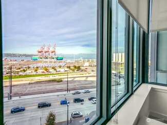 590 1st Ave S Unit 806, Seattle, WA 98104