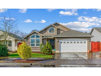 704 Breezy Way NE, Albany, OR 97322