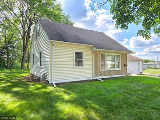 5607 Regent Ave N, Minneapolis, MN 55429