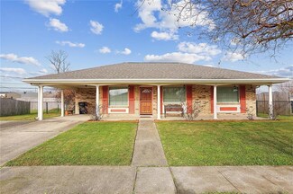 2108 Congressman Hebert Dr, Chalmette, LA 70043