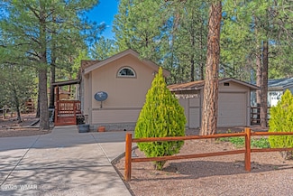 2560 W Young, Show Low, AZ 85901