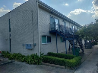 136 Aris Ave Unit D, Metairie, LA 70005