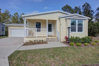 284 Raintree Cir, Deland, FL 32724