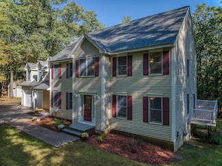 298 Harantis Lake Rd, Chester, NH 03036