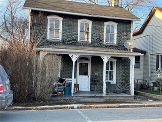 250 2nd St, Fayette City, PA 15438