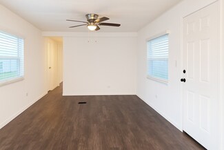 864 Poinsettia St, Casselberry, FL 32707
