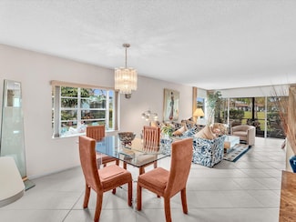 5869 Sugar Palm Ct Unit A, Delray Beach, FL 33484