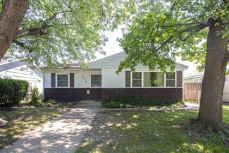 306 N Hawthorne Dr, South Bend, IN 46617