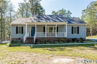 710 Faucetts Rd, Tappahannock, VA 22560