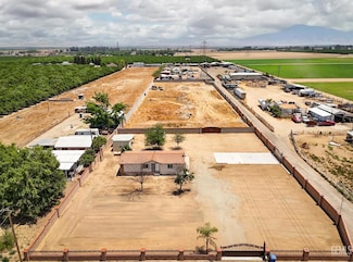 5607 S Fairfax Rd, Bakersfield, CA 93307