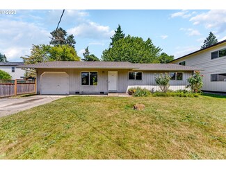 206 S 8th Ave, Ridgefield, WA 98642