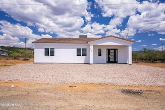 1797 Benecia Ct, Rio Rico, AZ 85648